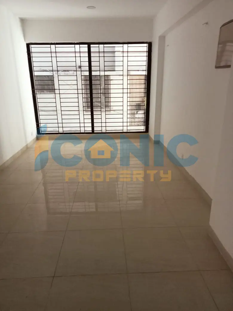 Modern 1750 SQFT Flat for Sale in Prime Mohammadpur Location!