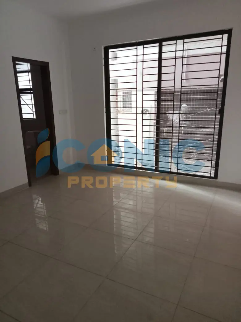 Modern 1750 SQFT Flat for Sale in Prime Mohammadpur Location!