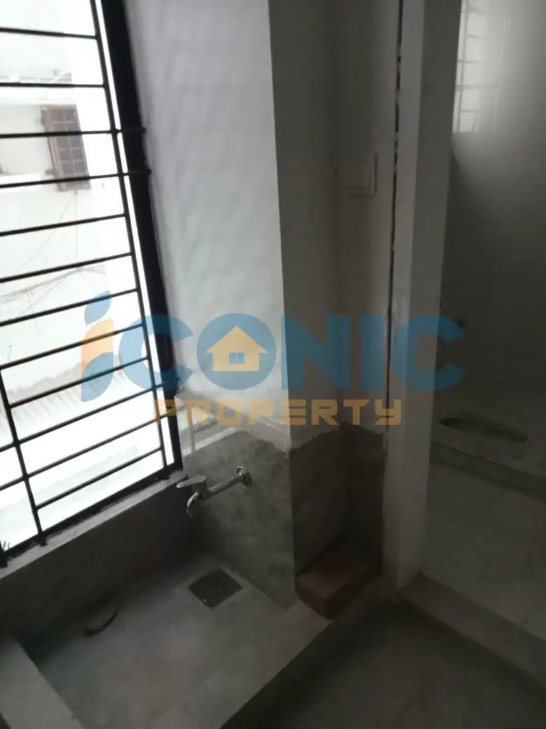 Modern 1750 SQFT Flat for Sale in Prime Mohammadpur Location!