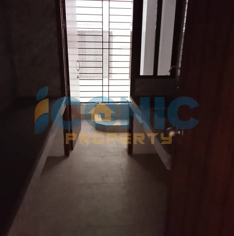 Modern 1750 SQFT Flat for Sale in Prime Mohammadpur Location!