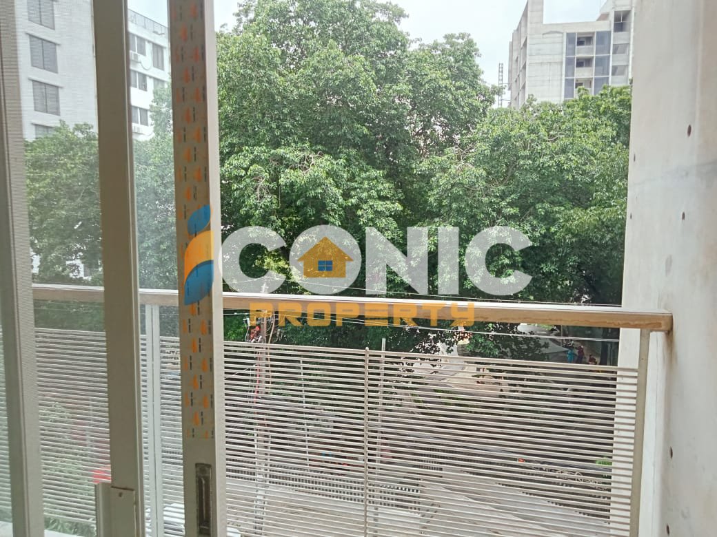 Elegant Flat for Rent in Banani Prime Location – 2350 Sq Ft