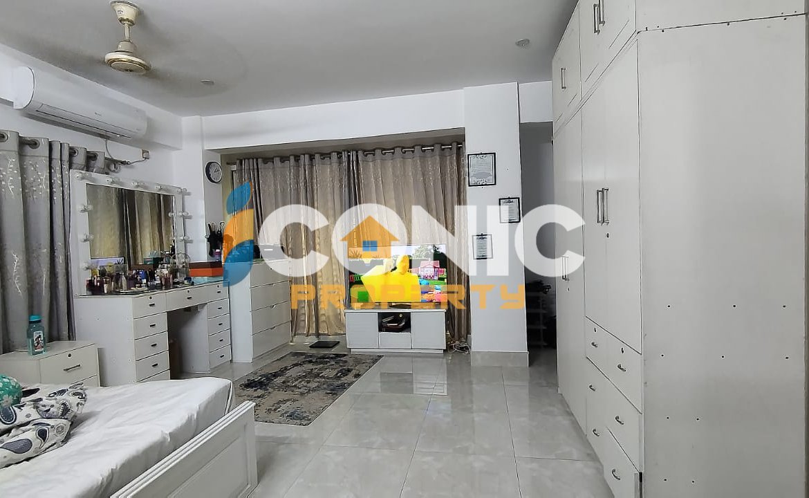 Luxury Flat for Sale in Mohakhali DOHS – 2700 sq. ft.